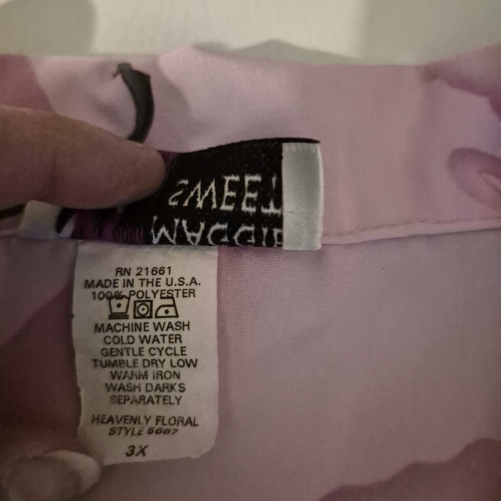 3x Maggie Sweet Pink Floral Blouse with Hibiscus Motif - Picture 8 of 9